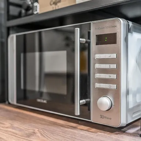 Design In Centro A Modena, Pass Parcheggio Incluso, Ciao Bella Apartamento *