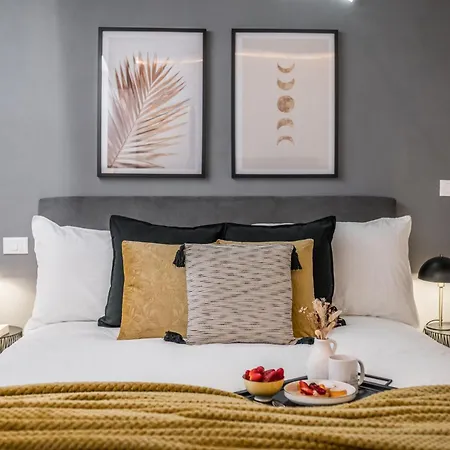 Ciao Bella - Design Flat In Centre, Parking Pass