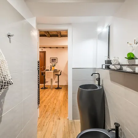 Apartamento Design In Centro A Modena, Pass Parcheggio Incluso, Ciao Bella Modena