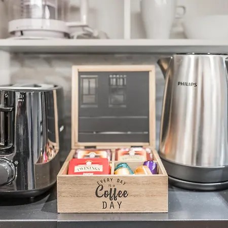 Apartamento Design In Centro A Modena, Pass Parcheggio Incluso, Ciao Bella *