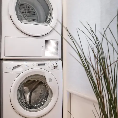 Design In Centro A Modena, Pass Parcheggio Incluso, Ciao Bella *