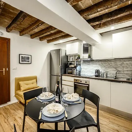 Appartement Design In Centro A Modena, Pass Parcheggio Incluso, Ciao Bella *