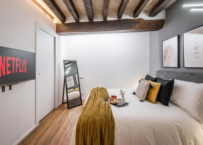 Appartamento Design In Centro A Modena, Pass Parcheggio Incluso, Ciao Bella