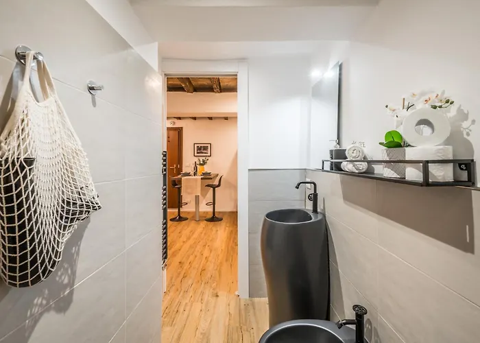 Appartamento Design In Centro A Modena, Pass Parcheggio Incluso, Ciao Bella Modena