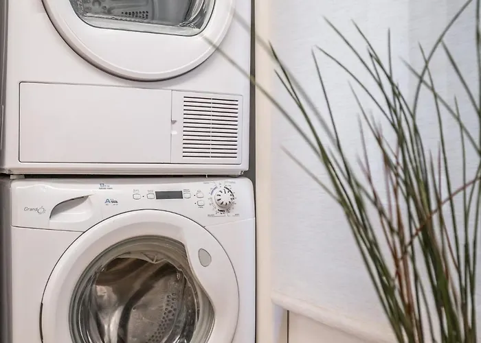 Design In Centro A Modena, Pass Parcheggio Incluso, Ciao Bella *