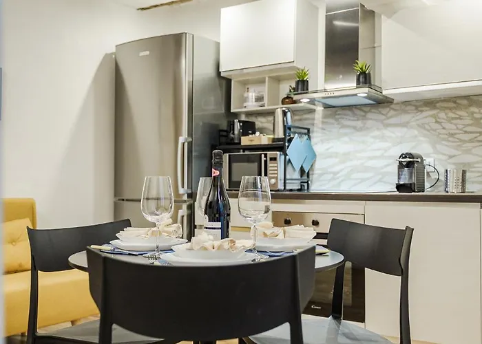 Διαμέρισμα Design In Centro A Modena, Pass Parcheggio Incluso, Ciao Bella Μόντενα